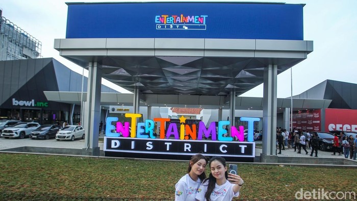 serunya-wahana-baru-di-entertainment-district-pik-2-1745638261186_169