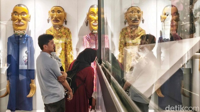 1747242828544-museum-wayang-kota-tua-kini-bisa-dinikmati-sampai-malam-1747204509620_169