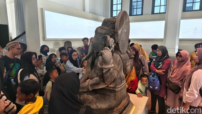 1748711588039-mengisi-libur-panjang-di-museum-nasional-jakarta-1748678755410_169