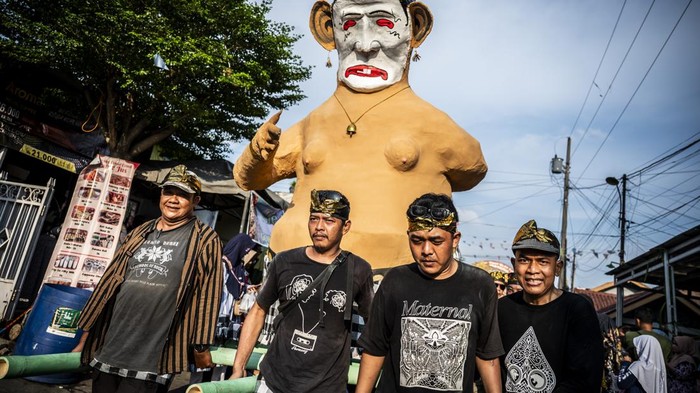 1758521164306-festival-bukit-jatiwayang-jejak-sejarah-yang-dirawat-lewat-kebersamaan-1758460118011_169