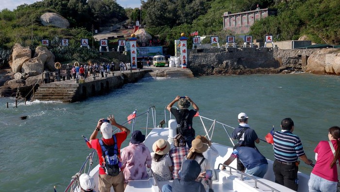 1761566335984-potret-pulau-dadan-benteng-militer-yang-kini-menyambut-wisatawan-1761464778078_169