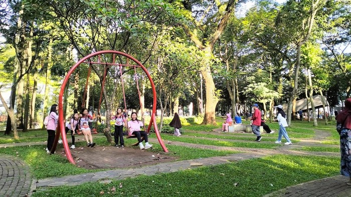 1761631313399-taman-menteng-bintaro-1761549456762_169