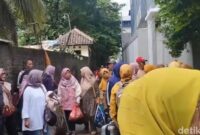 1761738646127-tangkapan-layar-wisatawan-yang-terlantar-di-pangandaran-1761539752625_169