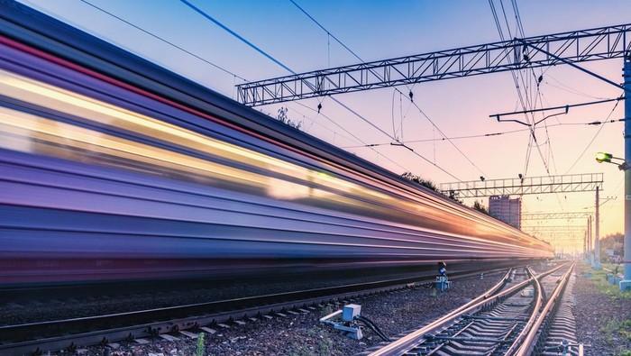 1761825352215-ilustrasi-kereta-cepat_169