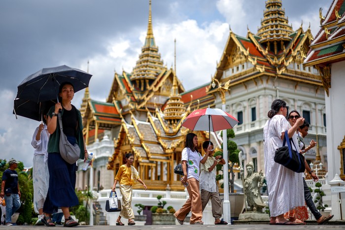 1761846919552-menyusuri-megahnya-grand-palace-bangkok-1749645467963