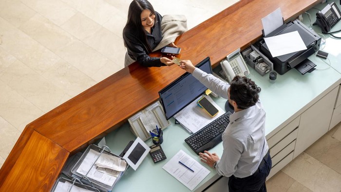 1761890369587-ilustrasi-hotel-1755415214965_169