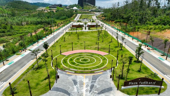 1762083946341-pembangunan-plaza-legislatif-dan-yudikatif-iknotorita-ibu-kota-nusantara-oikn-1761965339322_169