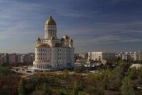 1762408588653-gereja-ortodoks-terbesar-di-dunia-1762314428937_169