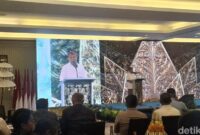 1762430457905-gubernur-bali-wayan-koster-saat-sambutan-di-benoa-badung-kamis-6112025-1762410582616_169