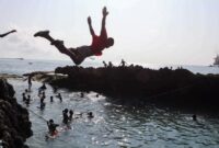 1762537549855-pantai-jadi-ruang-bahagia-warga-somalia-1762496392200_169