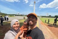 1763185766731-raim-laode-dan-keluarga-di-monas-1763128543028_43