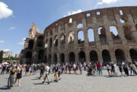 1763314938321-kota-kota-di-dunia-yang-batalkan-perayaan-tahun-baru-gegara-omicron_169