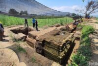 1763380708630-situs-kumitir-mojokerto-8_169