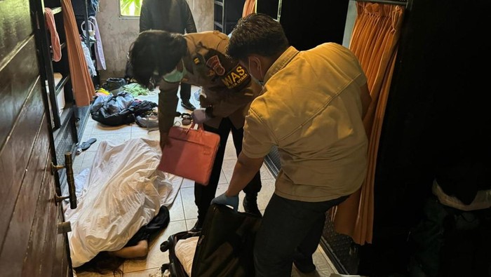 1763723328212-turis-china-ditemukan-tewas-diduga-akibat-keracunan-di-clandestino-hostel-jalan-kayu-tulang-desa-canggu-kecamatan-kuta-utara-b-1763698884137_169