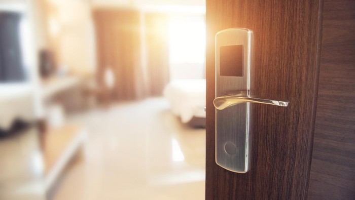 1764328206260-ilustrasi-kamar-hotel-1746766850807_169