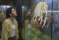1764738502717-museum-wayang-hidup-lagi-asmaradana-suguhkan-cerita-cinta-sepanjang-masa-1764689462754_169