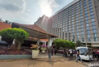 1765192003259-penampakan-terkini-hotel-sultan-yang-lagi-berpolemik-dengan-negara-5_169