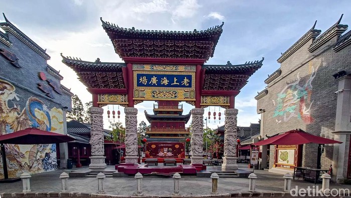 1765300016447-spot-vintage-ala-shanghai-di-jakarta-destinasi-instagramable-wajib-coba-1765251148972_169