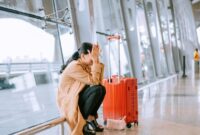 1765429730969-ilustrasi-penumpang-di-bandara-1755590488980_169