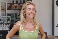 1765472810175-bintang-porno-asal-inggris-tia-emma-billinger-26-alias-bonnie-blue-mendatangi-kantor-imigrasi-kelas-i-khusus-tpi-ngurah-rai-ba-1765355722217_169