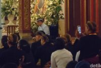 1765537697368-paku-buwono-xiv-purbaya-1765467005919_169