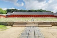 1765796820910-kuil-jongmyo-1762320232634_169