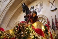 1765883208620-kastil-windsor-bersolek-sambut-natal-tradisi-meriah-di-kediaman-kerajaan-1765876632857_169