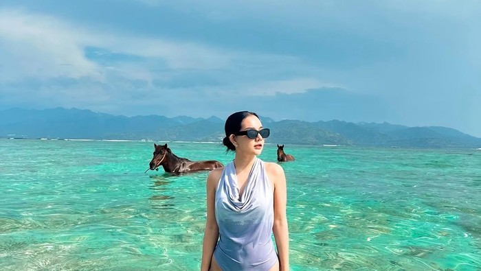 1765991329277-liburan-lala-widy-di-gili-trawangan-1765973928353_169