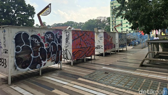 1765991401257-teras-cihampelas-1752214680918_169