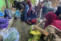 1766034442169-warga-menggelar-tradisi-doa-bersama-di-sendang-desa-sukolilo-kecamatan-sukolilo-pati-sebagai-bentuk-menjaga-dan-syukur-terhada-1765960045090_169