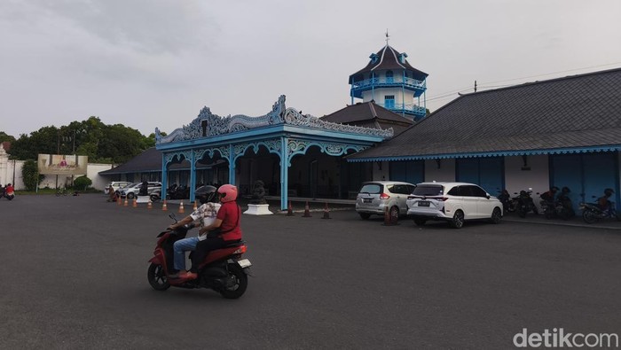 1766034443048-suasana-keraton-kasunanan-surakarta-sabtu-13122025-1765625018705_169