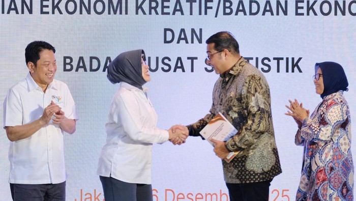 1766034516724-penyerahan-laporan-ekraf-1766014078150_169