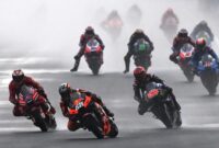 1766056110308-lihat-lagi-aksi-para-pembalap-motogp-usai-balapan-di-mandalika-5_169