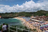 1766077664635-suasana-di-pantai-drini-gunungkidul-7_169