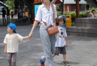 1766250478536-kimberly-ryder-dan-keluarga-di-dufan-ancol-1766187507310