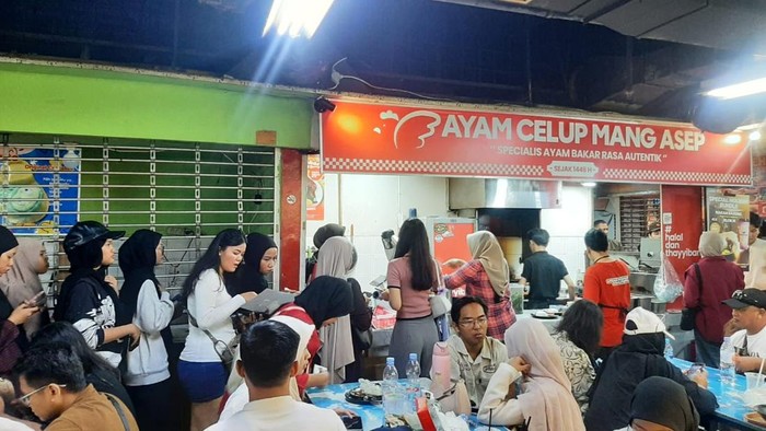 1767416859522-keramaian-blok-m-1767398795289_169