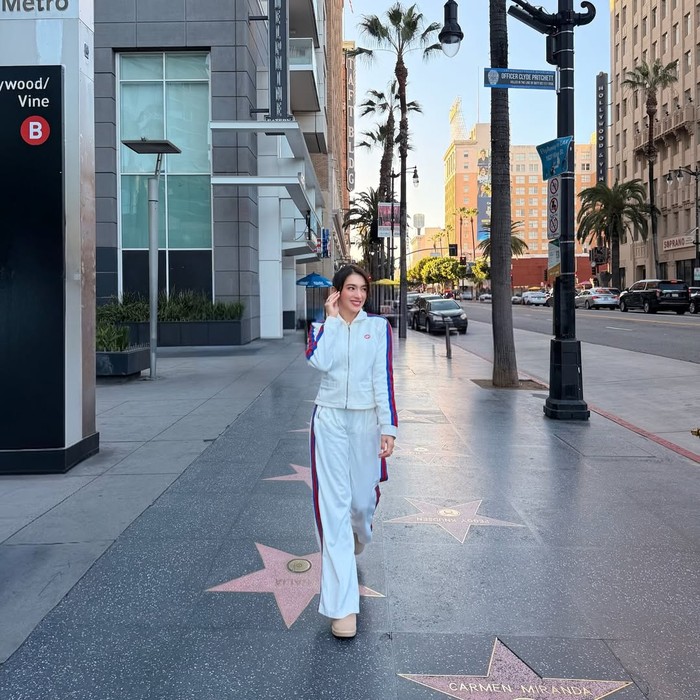 1767546357595-liburan-akhir-tahun-angel-karamoy-di-as-1767516741624