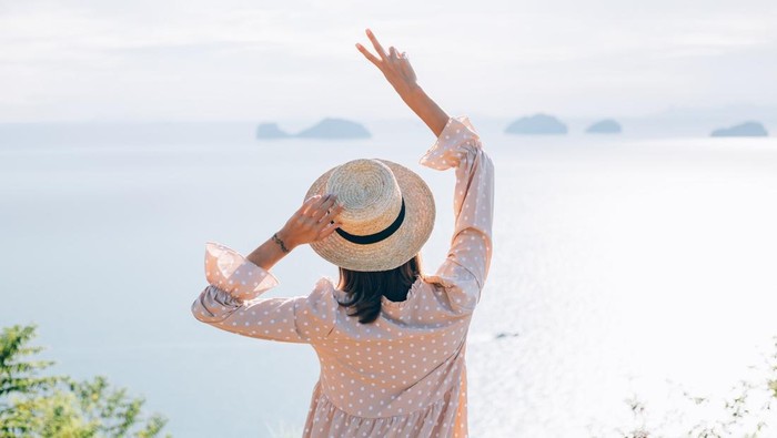 1767611384377-ilustrasi-jalan-jalan-atau-liburan-1744277929959_169