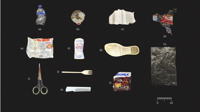 1768280993054-jenis-sampah-makro-yang-paling-umum-dikumpulkan-di-seluruh-lokasi-penelitian-1768274796131_169