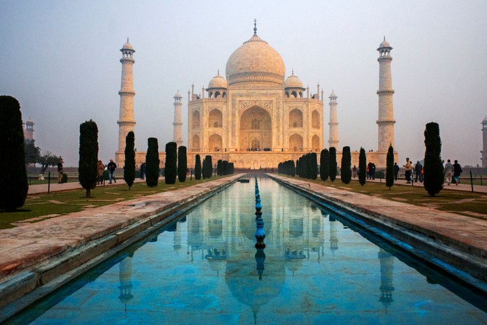 1768453640901-6-potret-bangunan-ikonik-warisan-arsitektur-islam-5